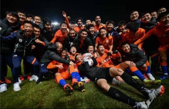泰山11年再夺冠，广州现纯粹足球，既是结束，也希望是新的开始(3)