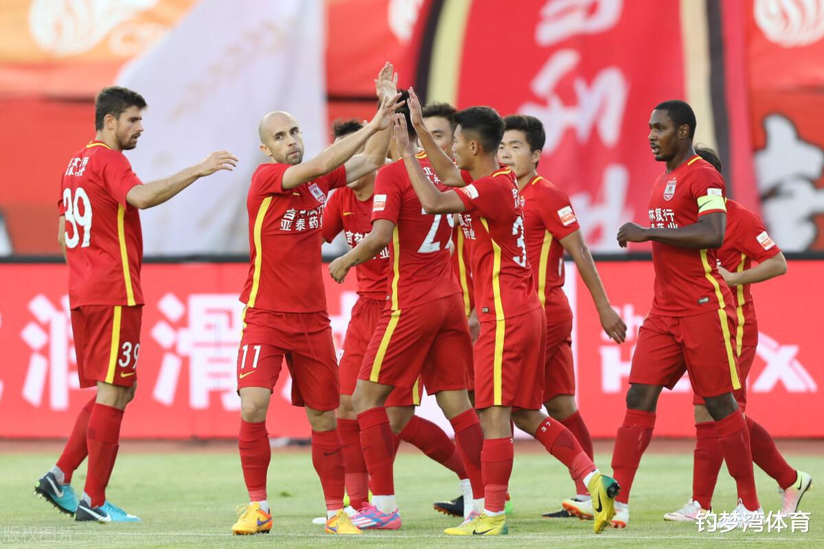 亚冠退赛、世预赛失主场，但中国足球仍可摆脱入境防疫政策的限制(1)