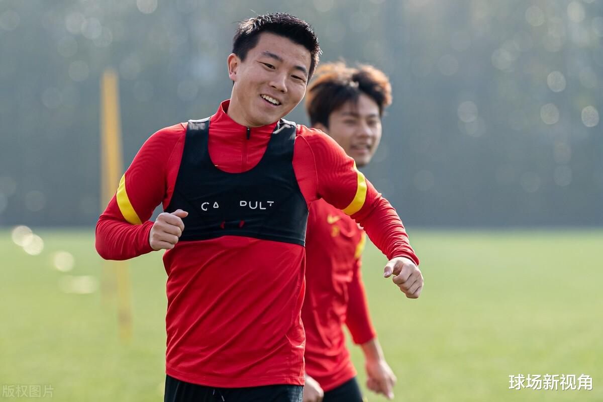 上午10点！中国足球传来喜讯：进世界杯有希望了，球迷纷纷点赞(1)