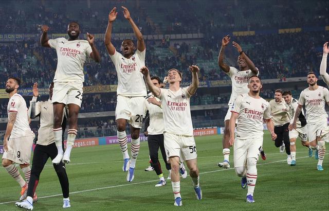 争冠稳了！莱奥2次助攻托纳利 AC米兰客场3-1逆转维罗纳重登榜首(1)