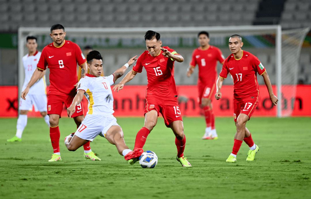 FIFA国际足联最新公布：中国男足排名亚洲第11！日本第2，韩国第3(4)