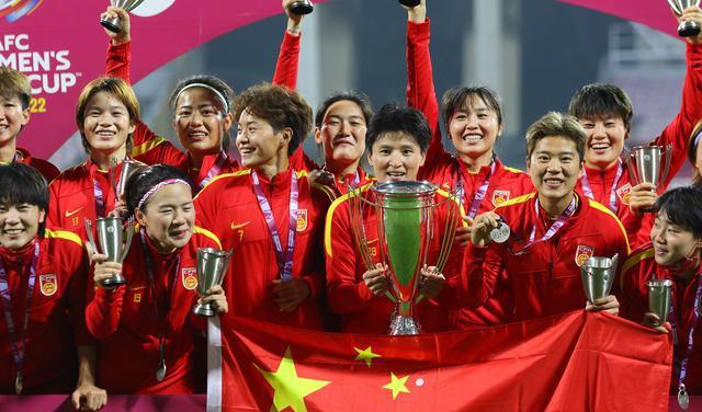 中国三大球现状：男足男排男篮向女队看齐，世界杯是否早夺冠了？(6)