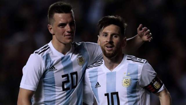 阿根廷折损绝对主力！26岁中场确定因手术无缘世界杯，梅西失好帮手(2)