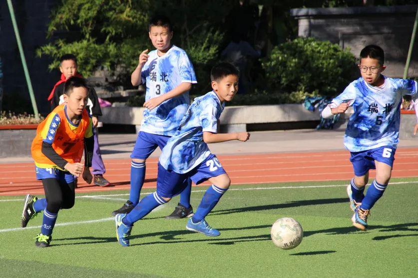 2022年南京市瑞金北村小学“幸福杯”校园足球联赛圆满结束(4)