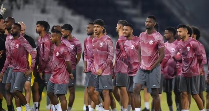 亚洲球队卡塔尔有望世界杯首战取胜 中国男足应加强高强度比赛(1)