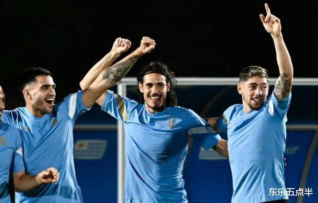 乌拉圭对阵葡萄牙首发大变样？改打5-3-2，卡瓦尼替换苏亚雷斯(3)