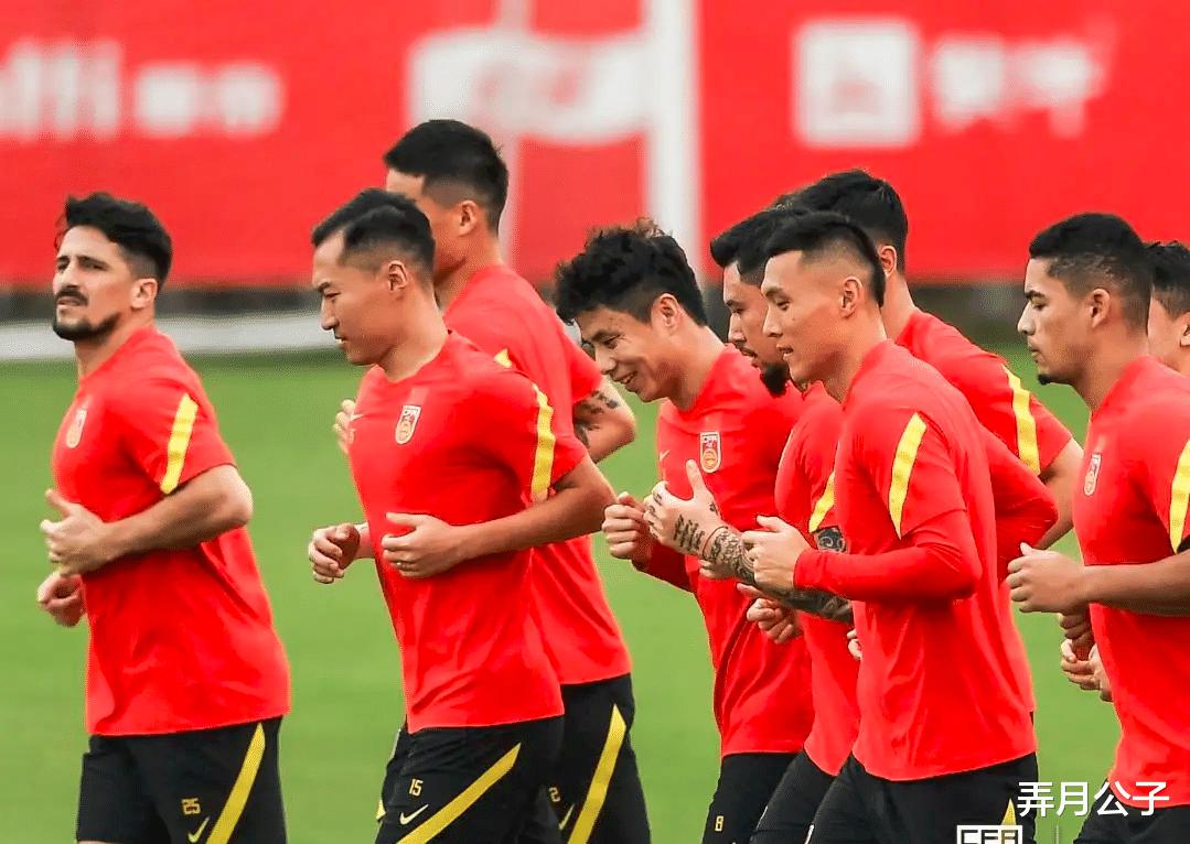 中国足球遭西媒羞辱，日韩杀进世界杯16强，第一大国却在家看直播(6)