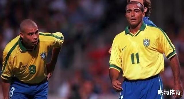 看看这位历史巨星吧！惟一可以与巴西掰腕儿的居然是世界杯上没有冠军的那个国家(2)