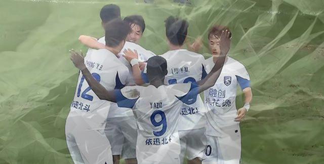 足协杯：中超豪强大胜中甲，新帅首秀获胜(2)