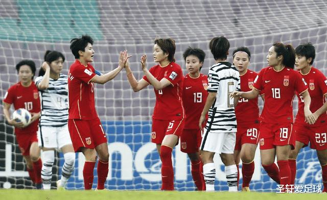 3分钟连丢2球！韩国后卫快被晃晕了，中国女足世界杯对手陷入狂欢(11)