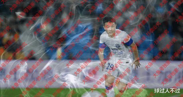 中国足球未来潜力巨大，年轻球员留洋是关键(4)
