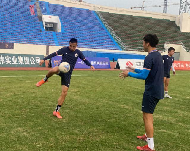 泰安天贶对阵湖南湘涛首发，苏峻峰重回主力，U21球员换人(3)