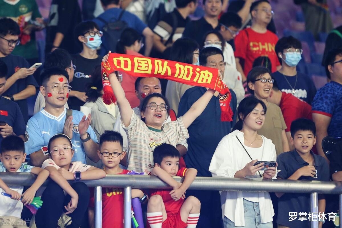 中国男足果真不能夸！5-1、4-0后0-0孟加拉，球迷心累已经懒得骂(2)