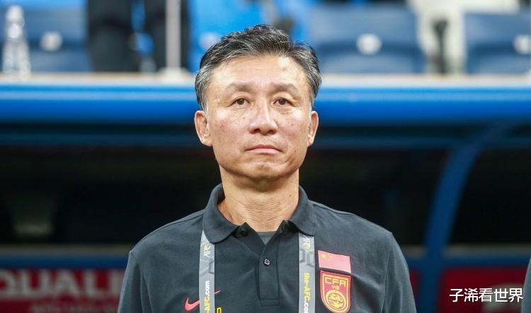 凌晨4点！中国足球传来坏消息：国奥主帅遭质疑，球迷骂声一片(2)