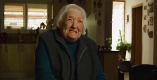 90岁阿根廷老奶奶被绑架，说出自己来自梅西的国家后被放走(2)