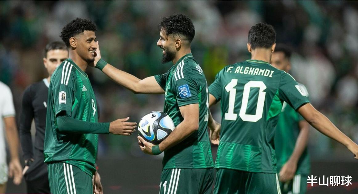 世预赛狂欢夜！伊朗5-0，沙特1-0，阿联酋2-1，国足2-2+卡塔尔3-0(9)